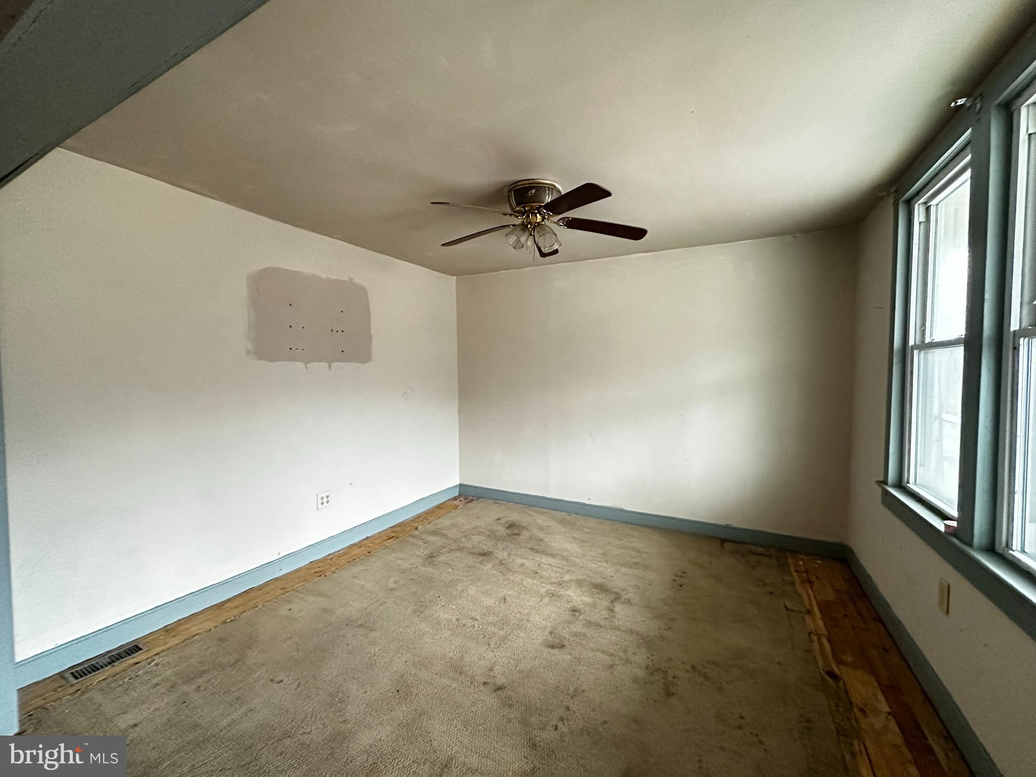 POTTSVILLE - Residential