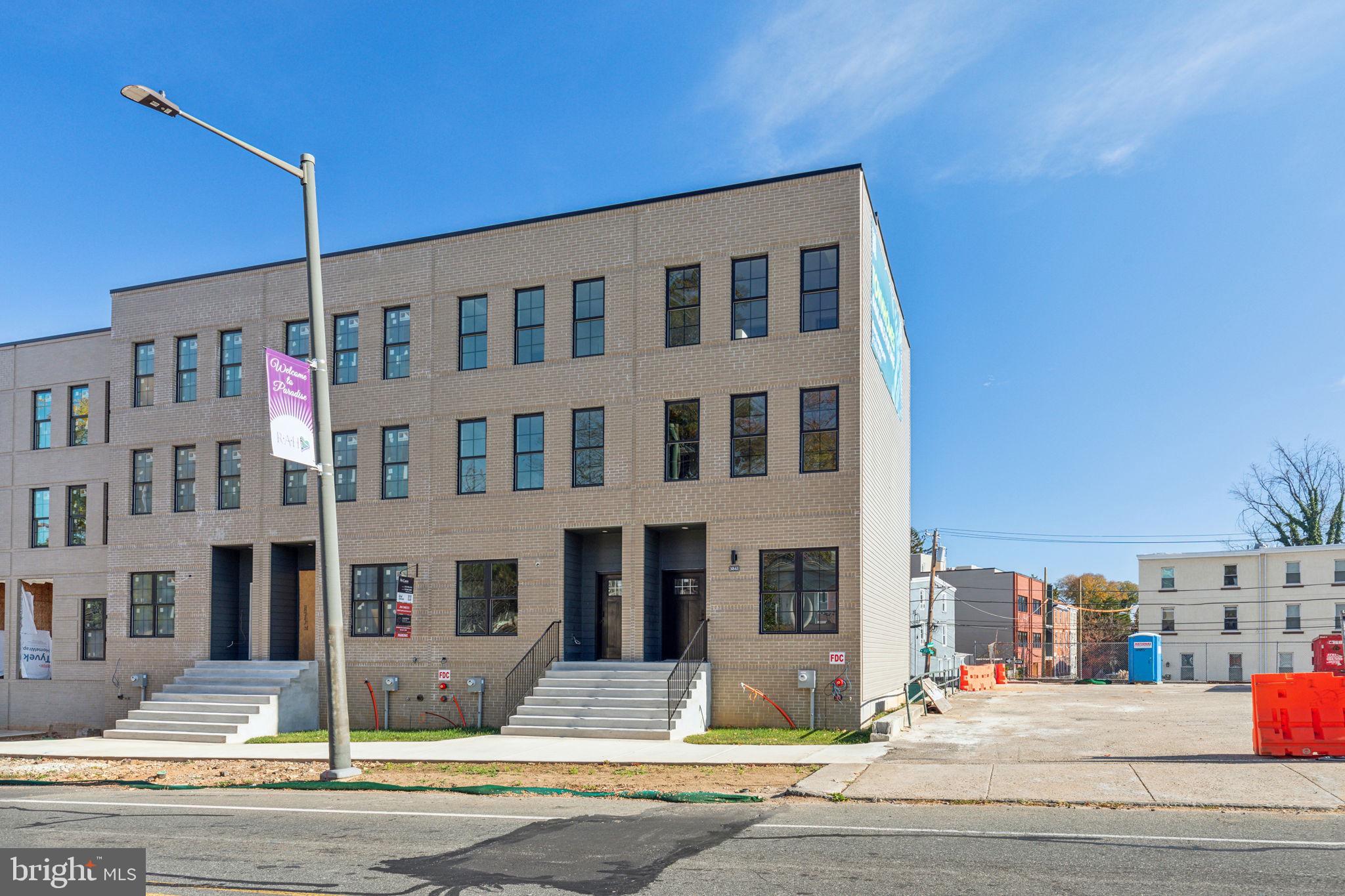 EAST FALLS - Residential