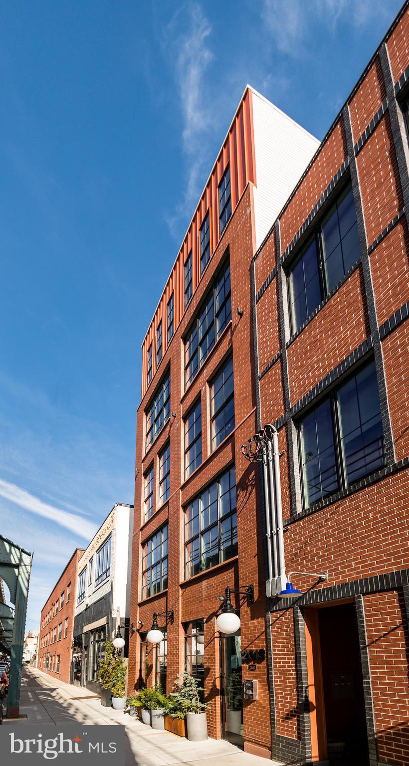 2013 N FRONT STREET STUDIO