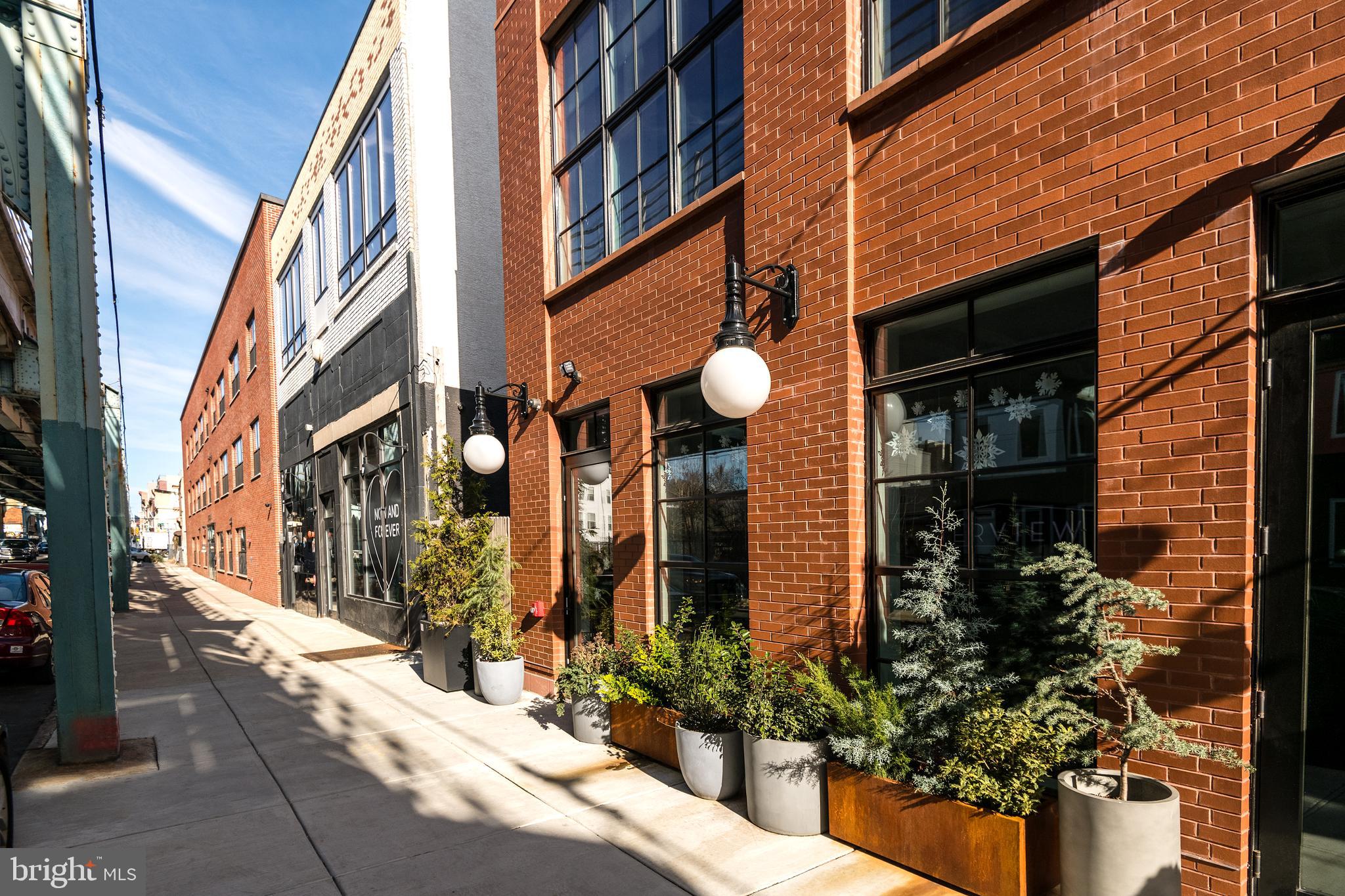 2013 N FRONT STREET STUDIO