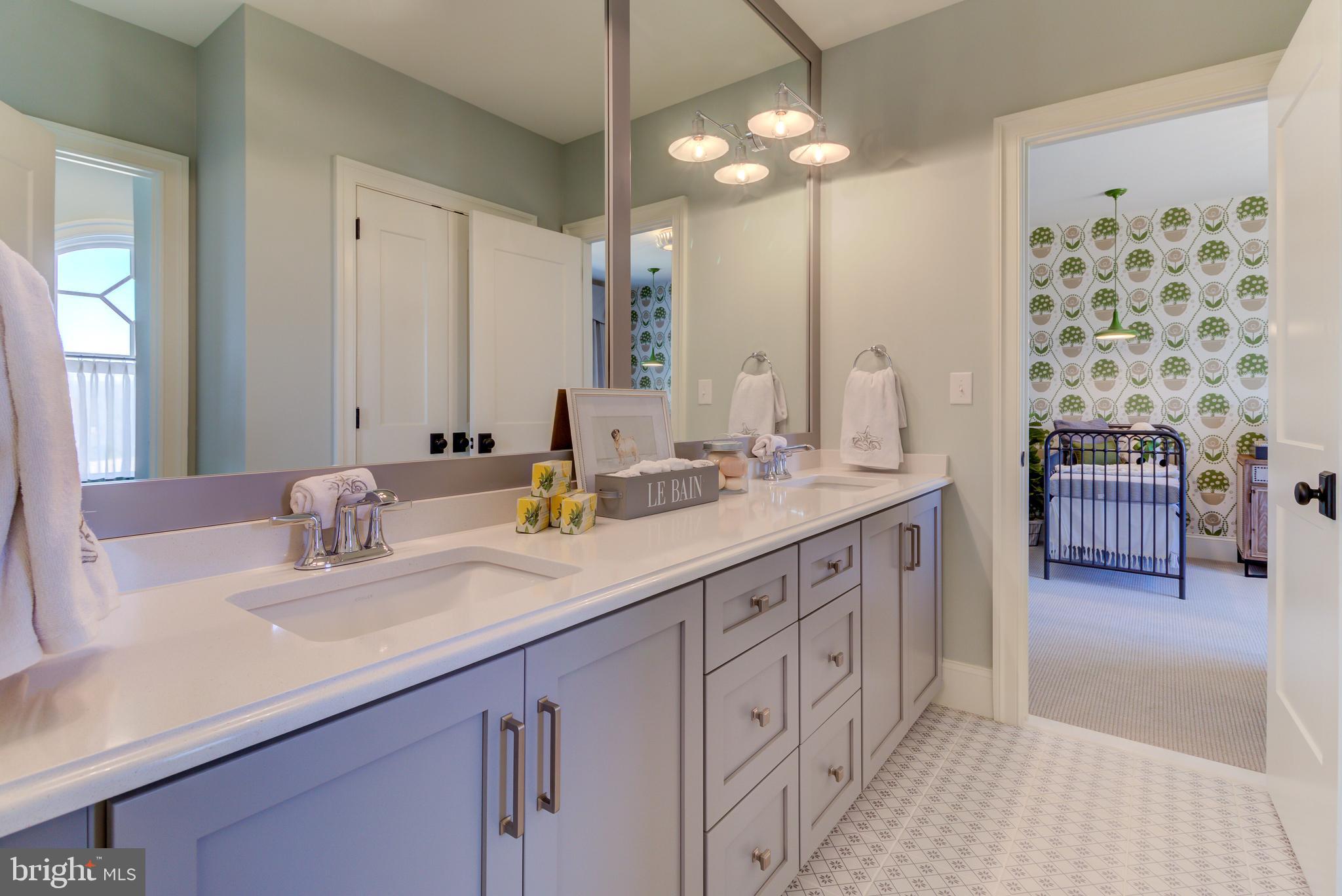 TIBURON - Residential