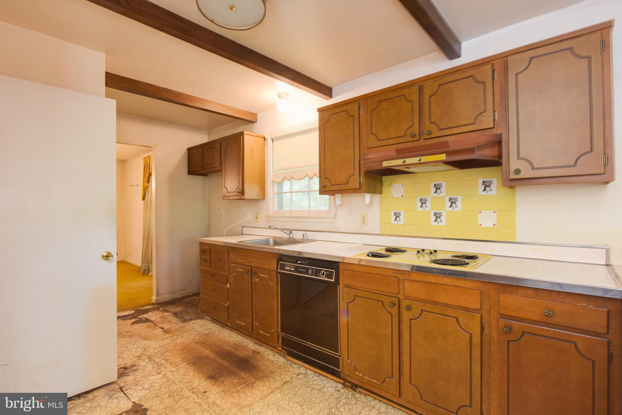 ORANGE HUNT ESTATES - Residential