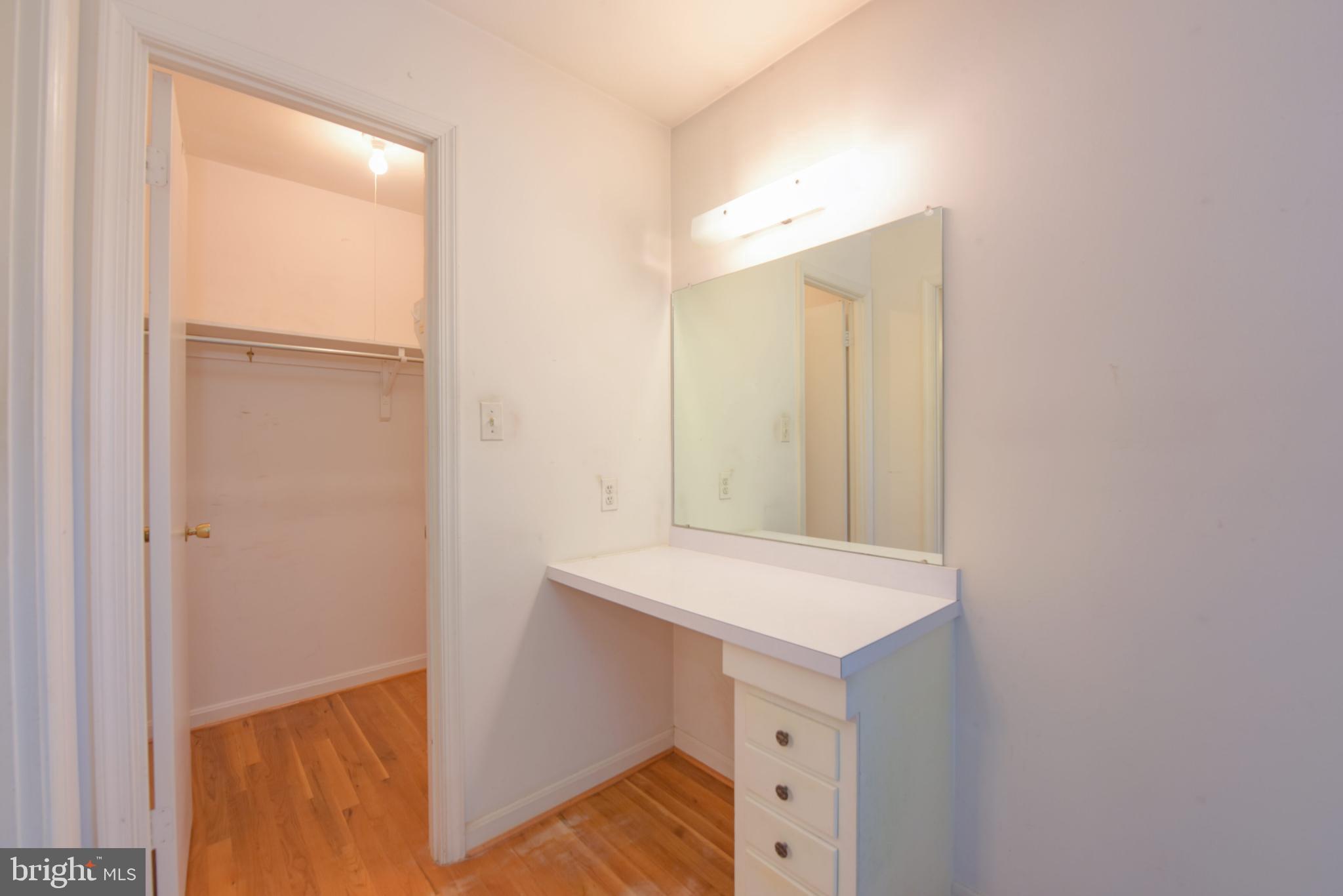 ORANGE HUNT ESTATES - Residential