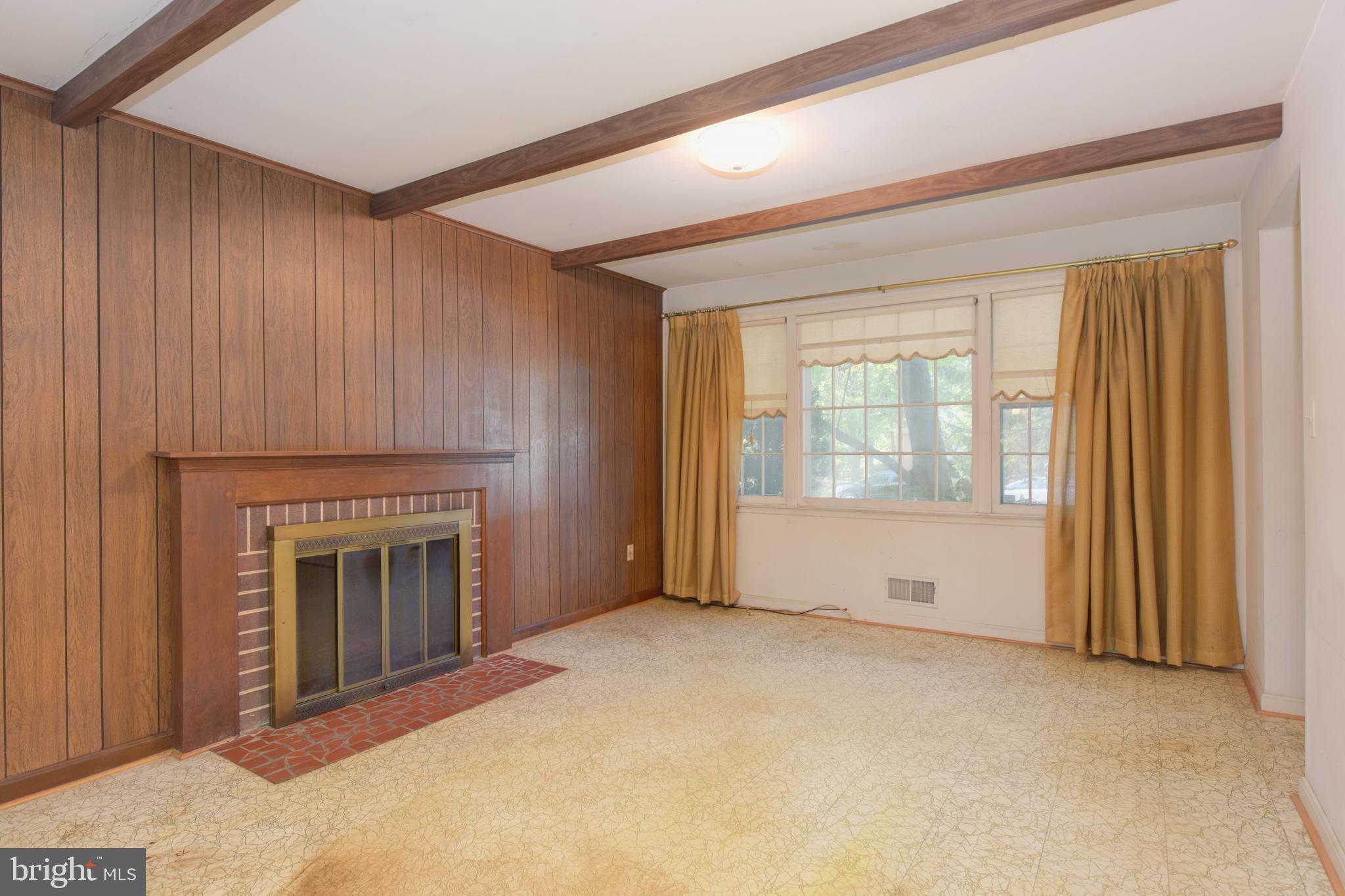 ORANGE HUNT ESTATES - Residential