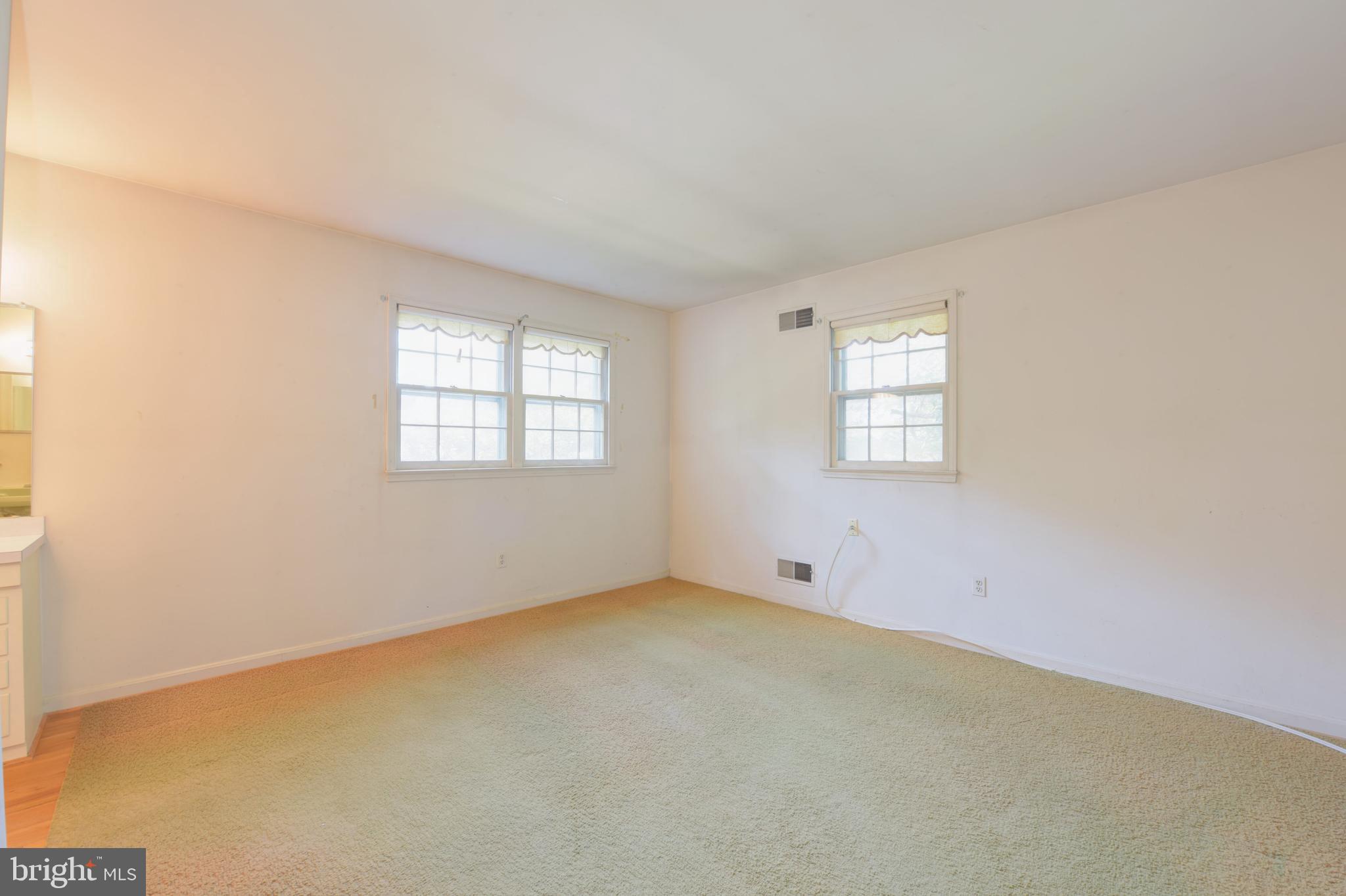 ORANGE HUNT ESTATES - Residential