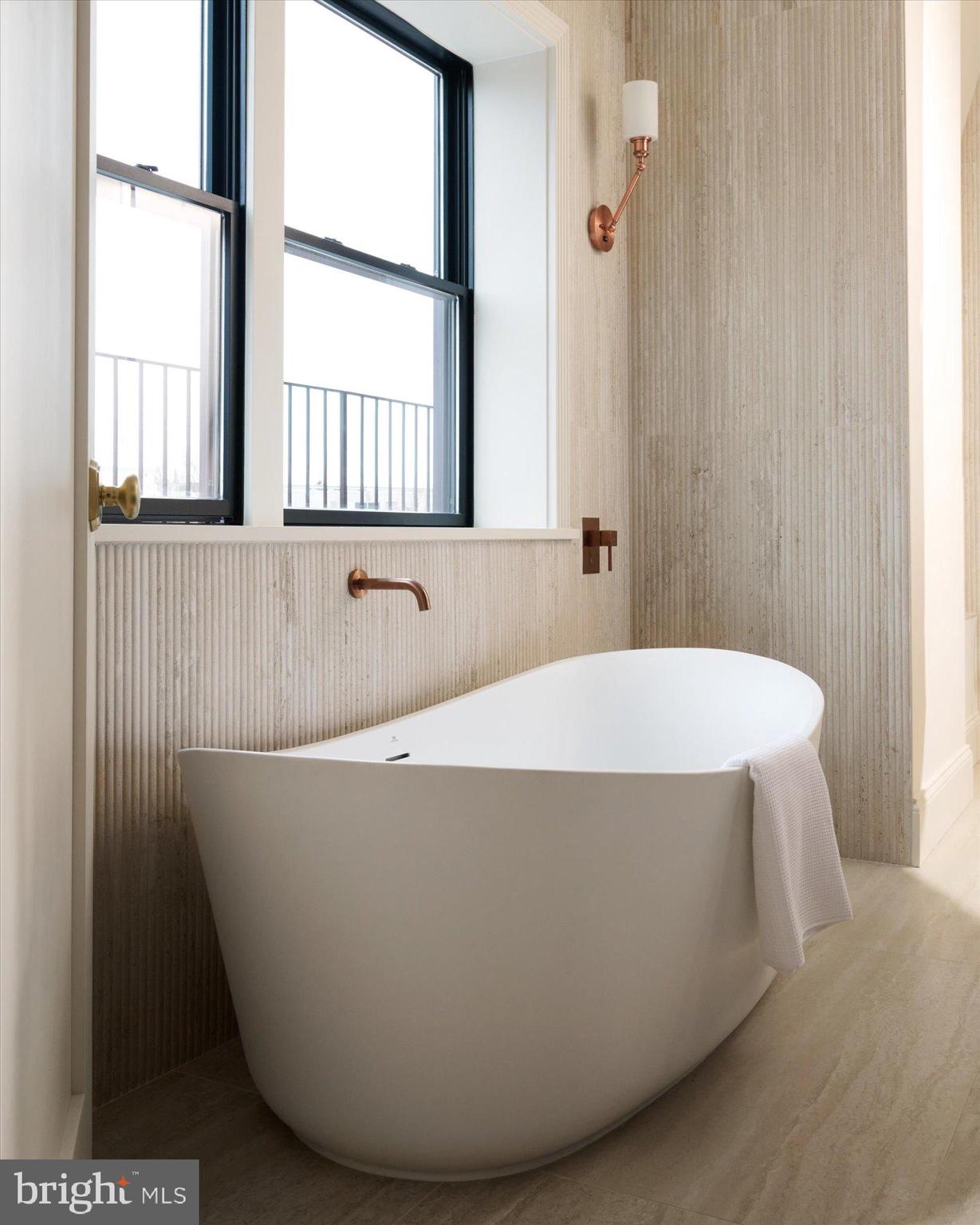 LOGAN CIRCLE - Residential