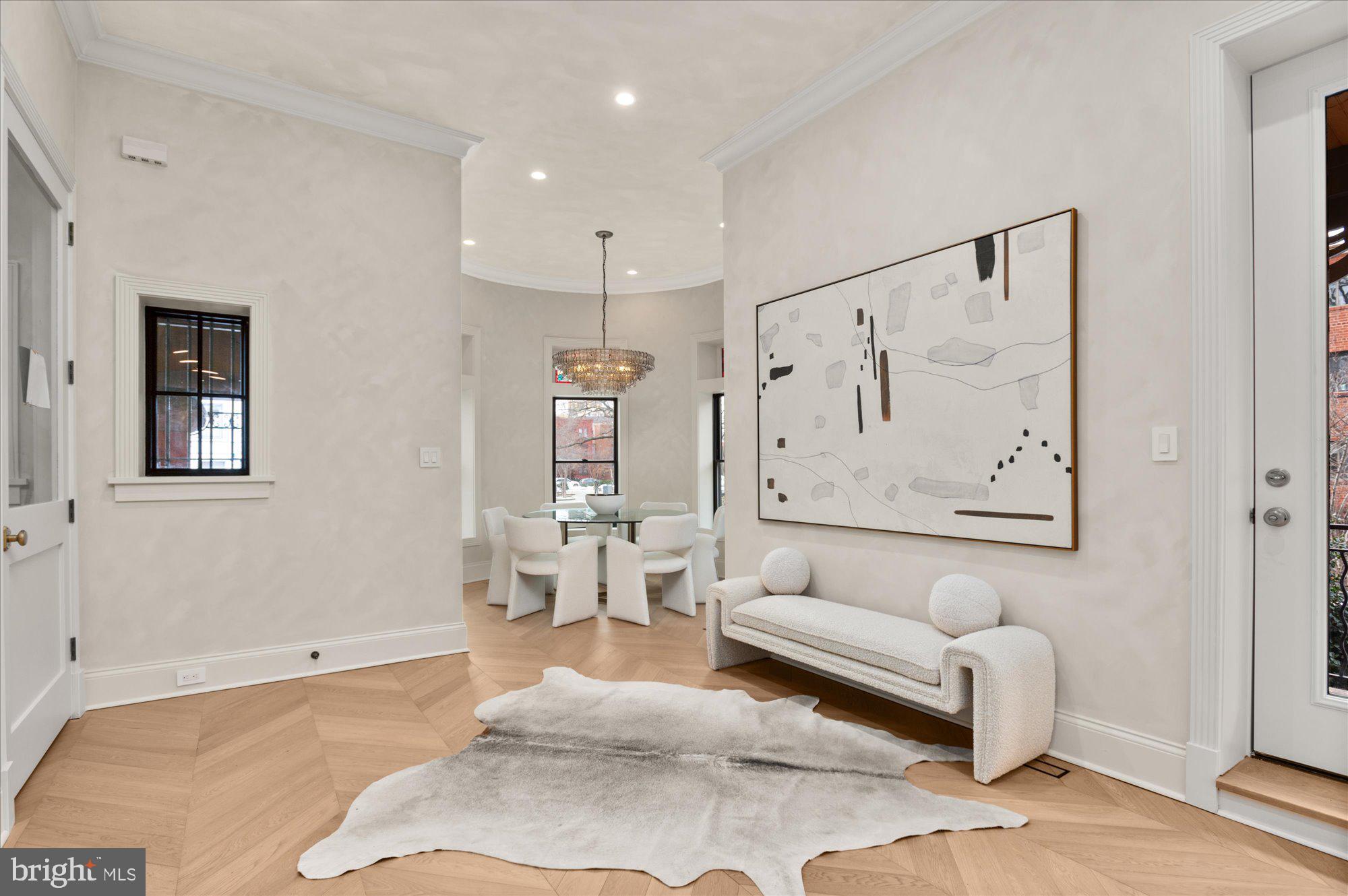 LOGAN CIRCLE - Residential