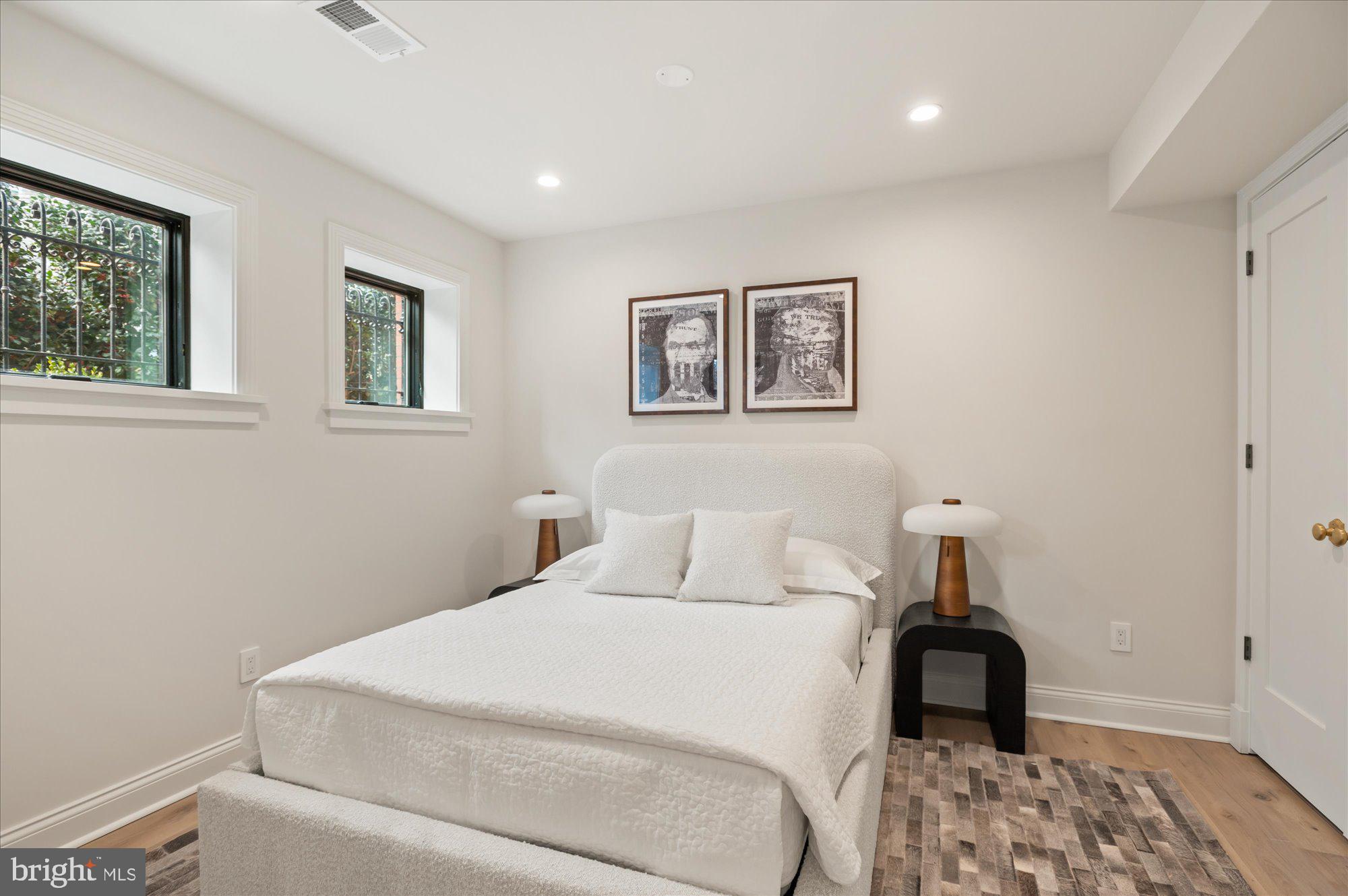 LOGAN CIRCLE - Residential