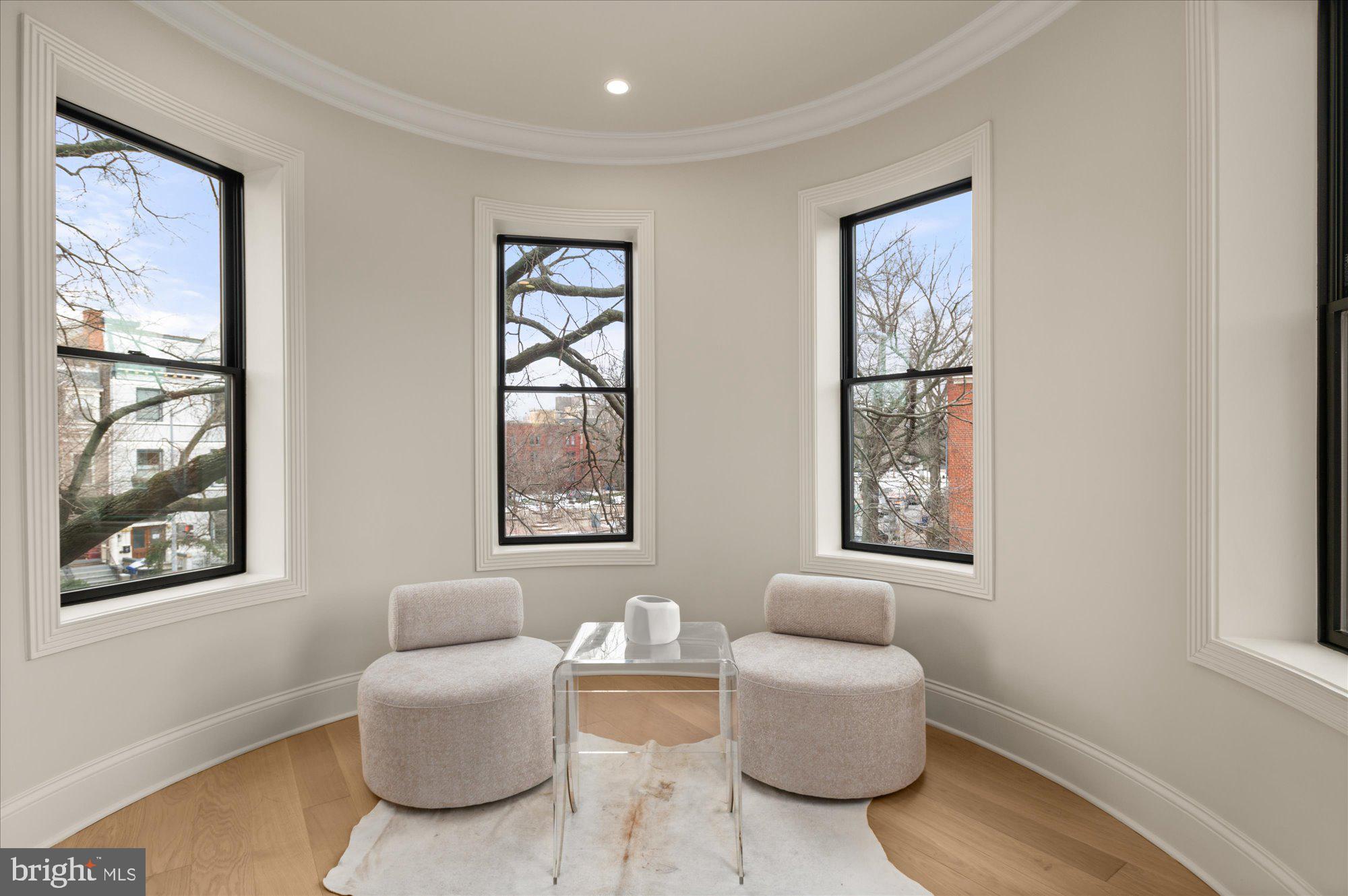 LOGAN CIRCLE - Residential