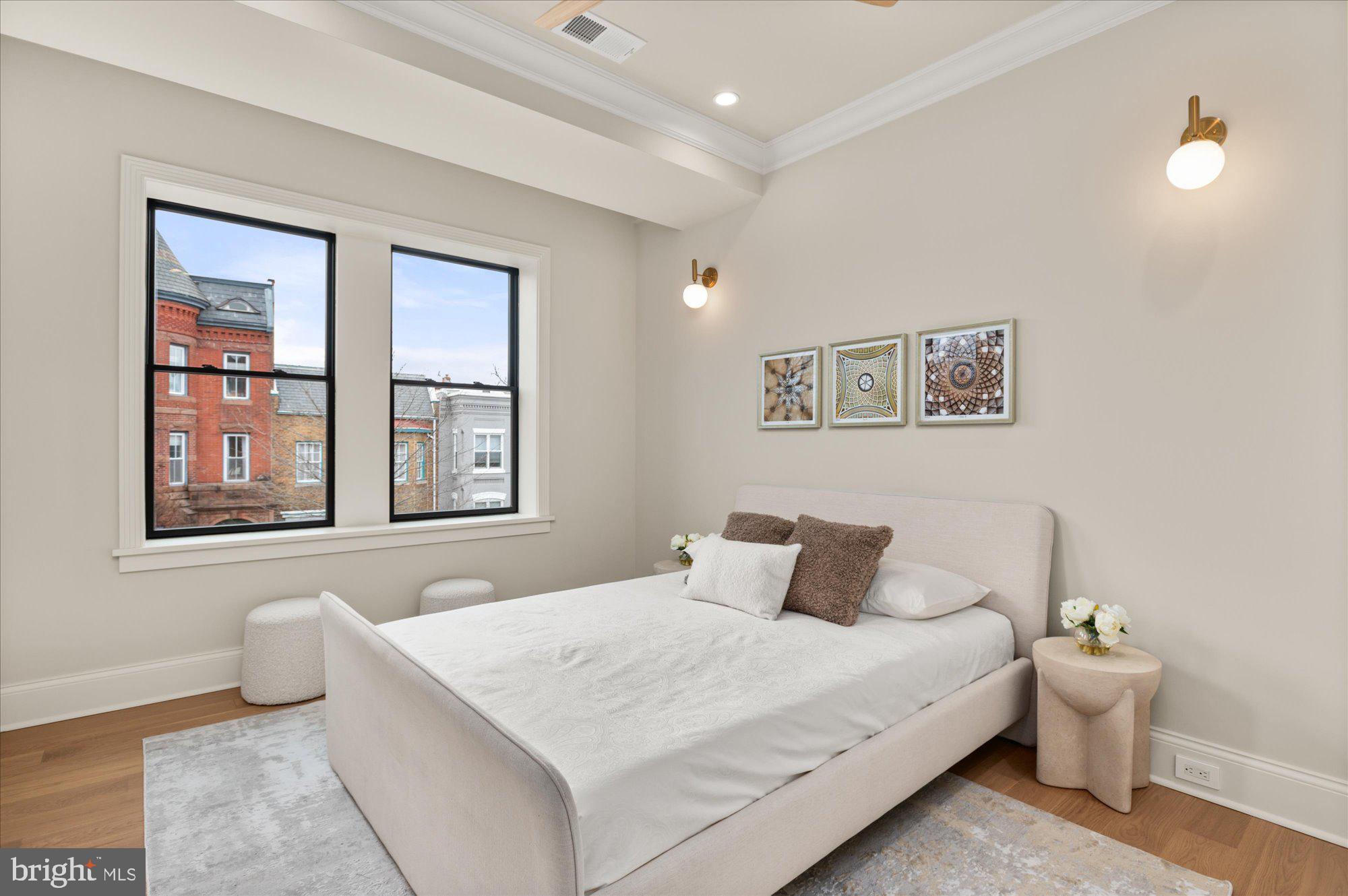 LOGAN CIRCLE - Residential