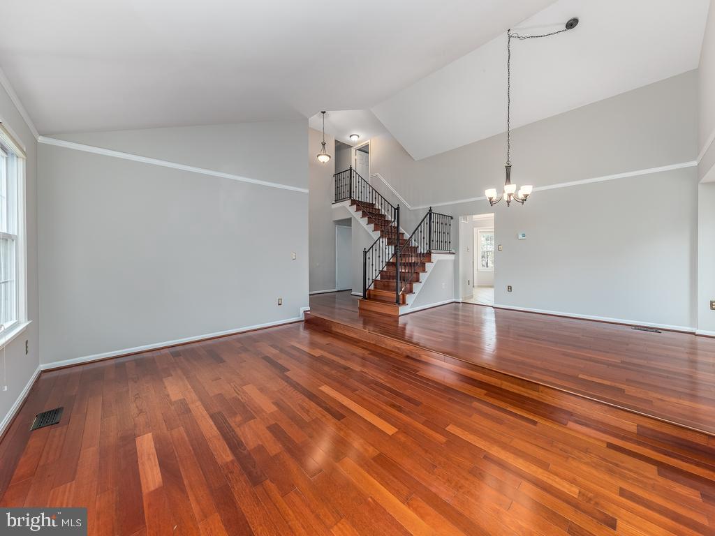 VIRGINIA RUN - Residential