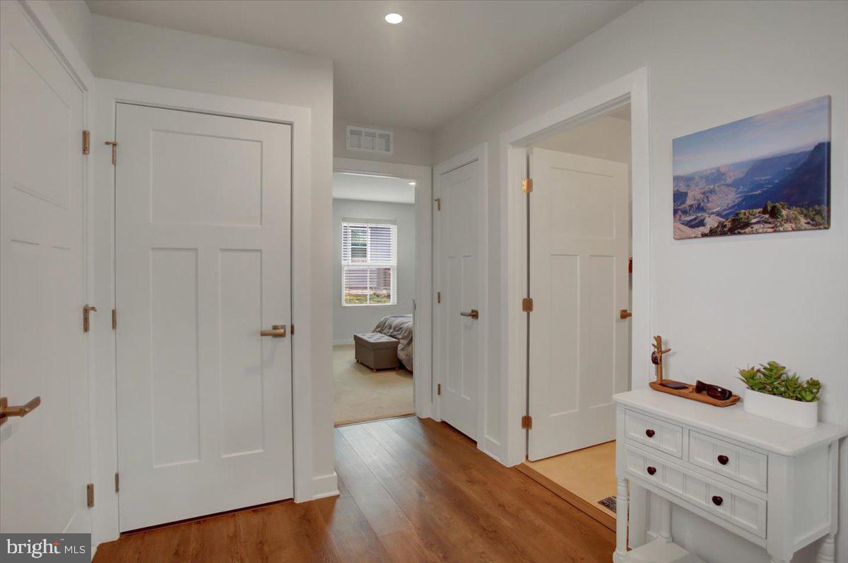 CARDINAL POINTE - Residential