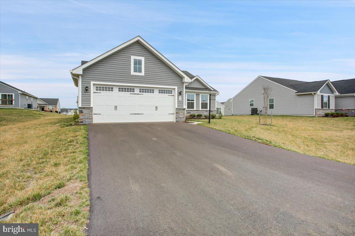 CARDINAL POINTE - Residential