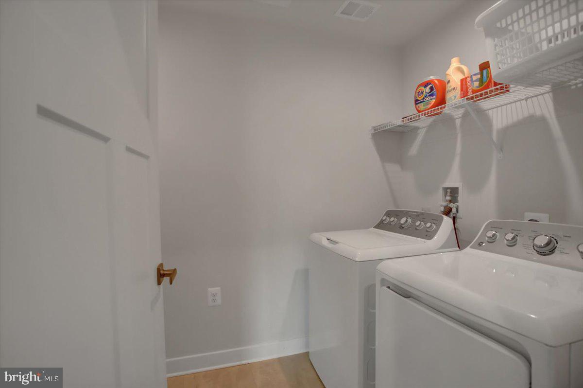 CARDINAL POINTE - Residential