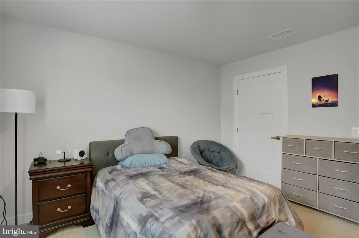 CARDINAL POINTE - Residential