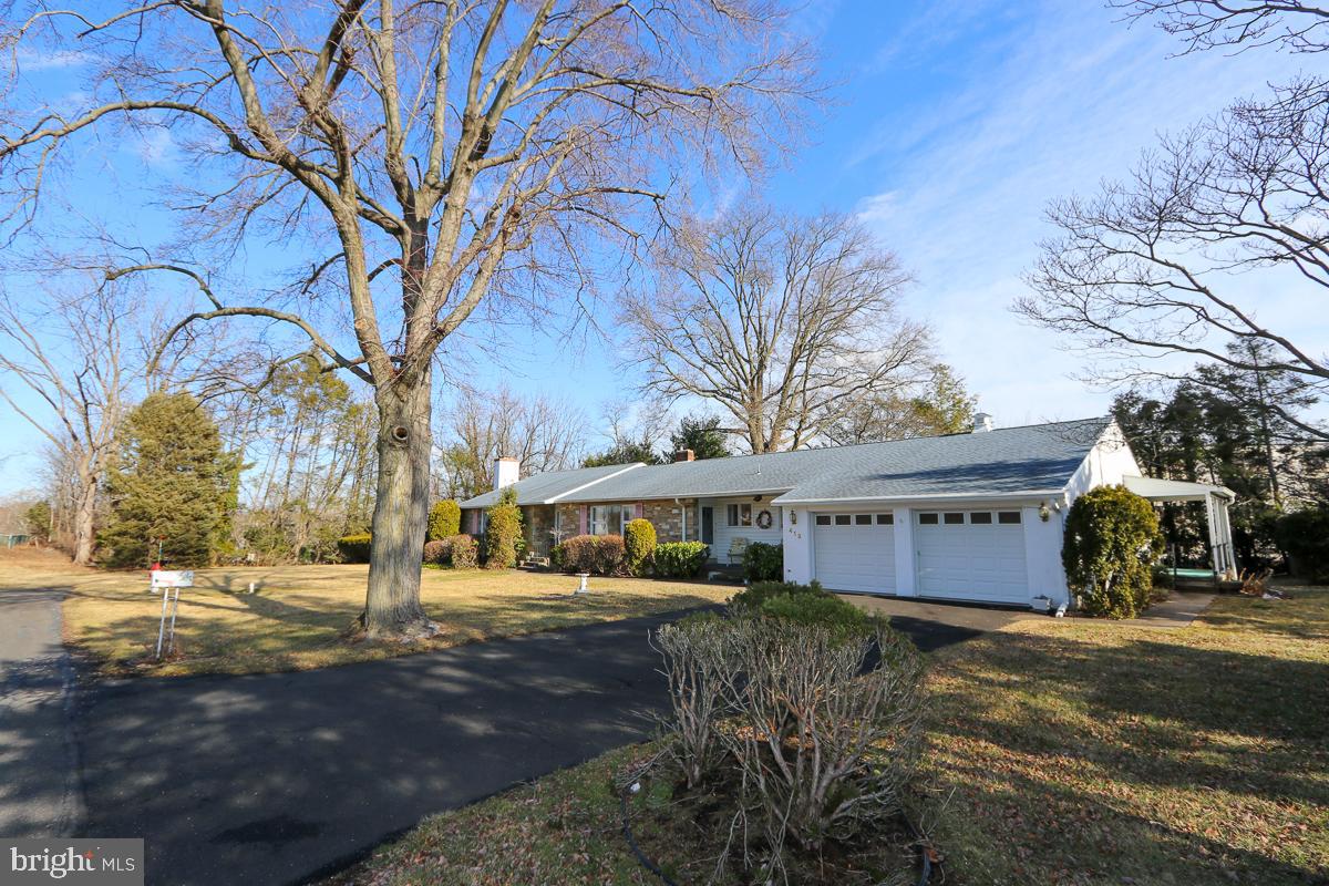 413 ADEE AVENUE