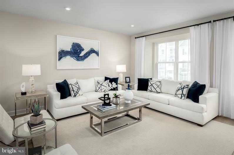 EAST PENNSBORO - Residential