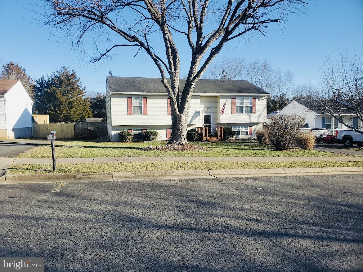 LEES GLEN - Residential Lease