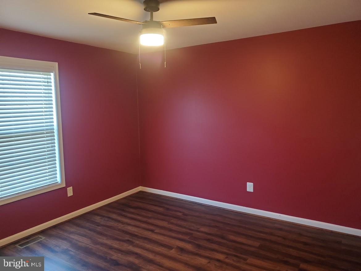 LEES GLEN - Residential Lease