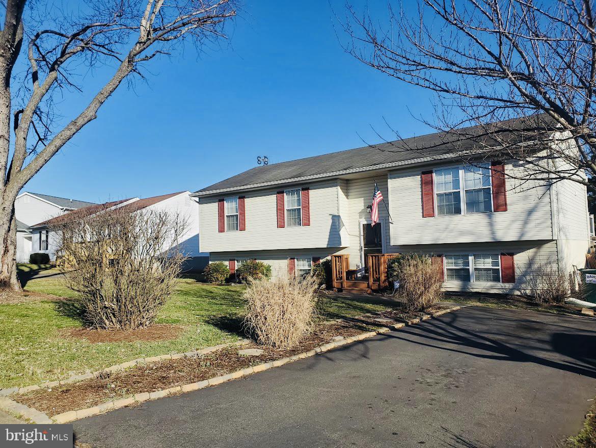 LEES GLEN - Residential Lease