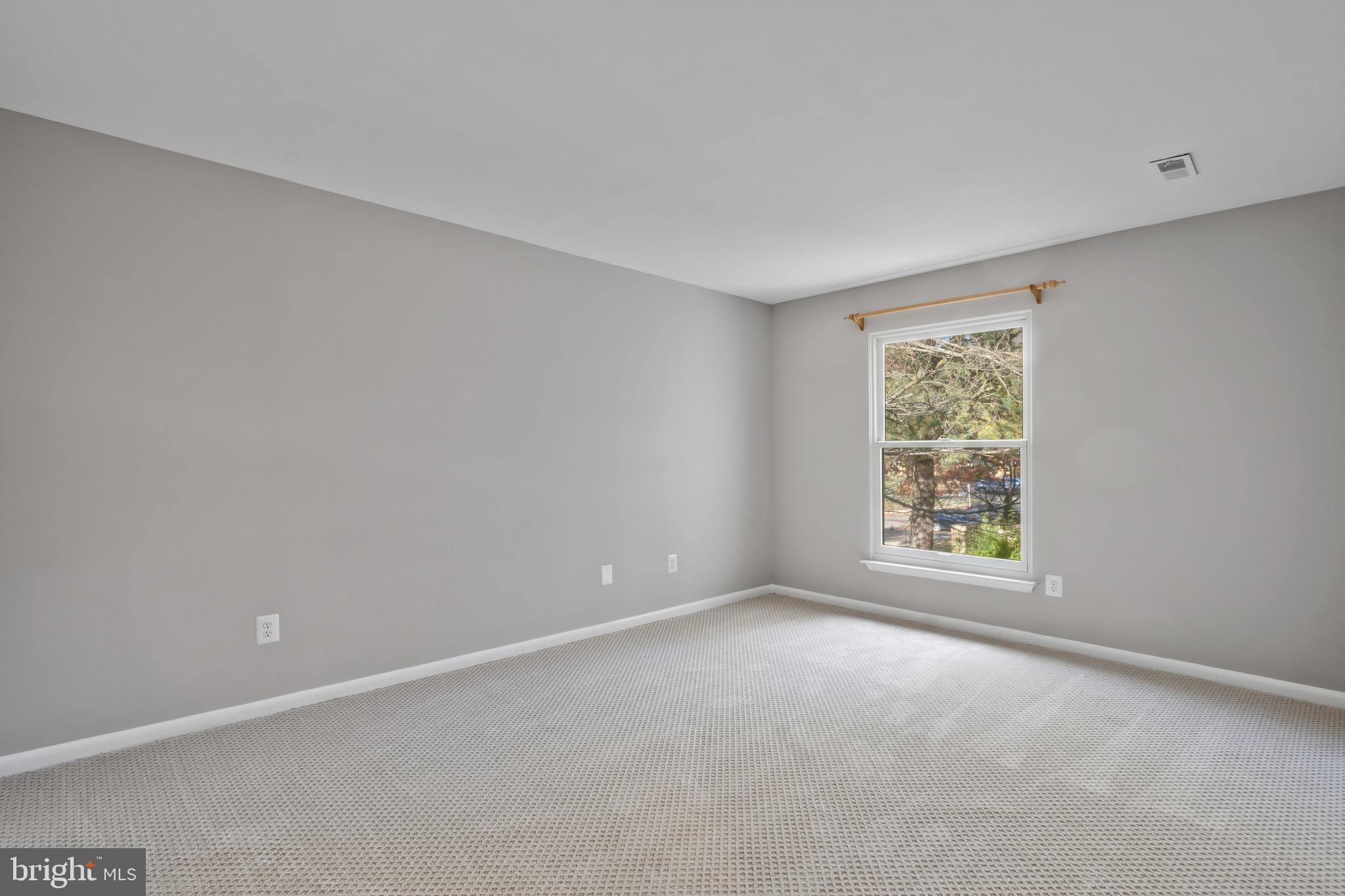 HOMELAND VILLAGE - Residential