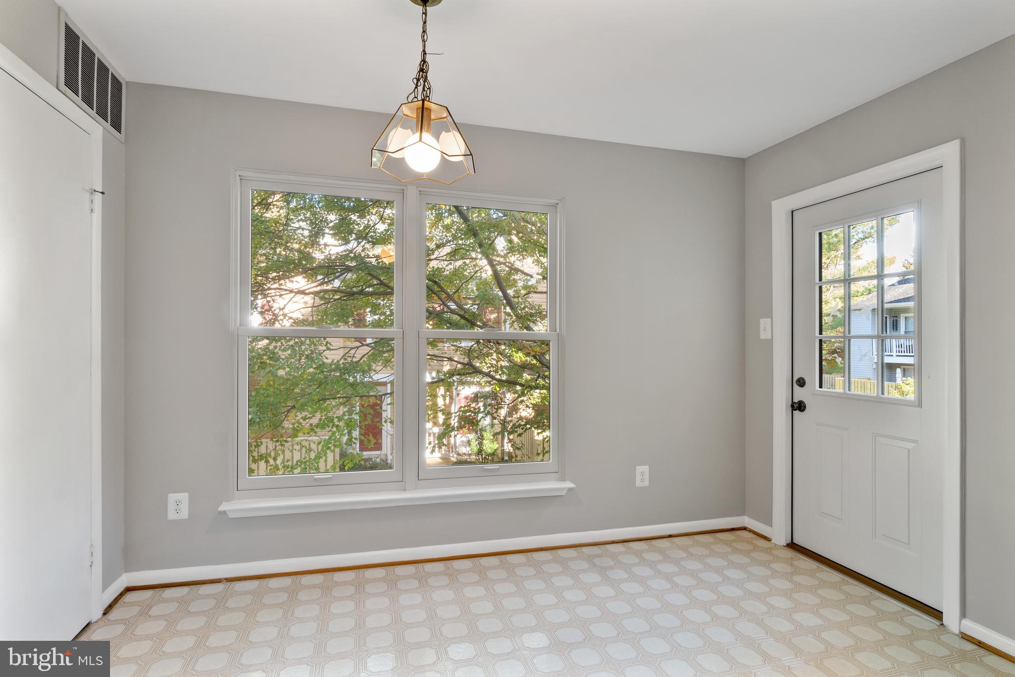 HOMELAND VILLAGE - Residential