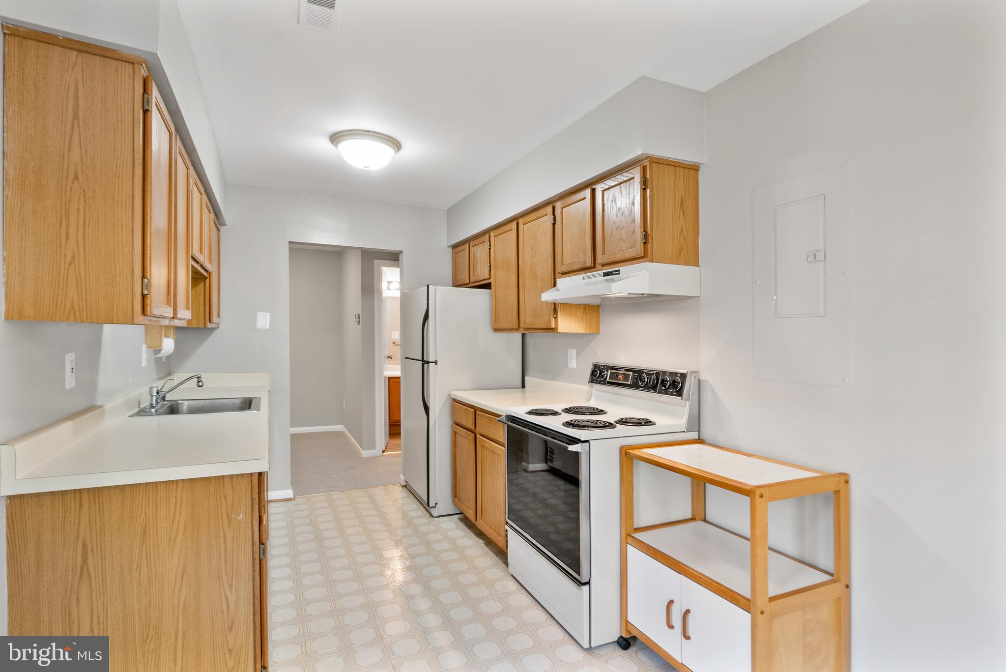 HOMELAND VILLAGE - Residential