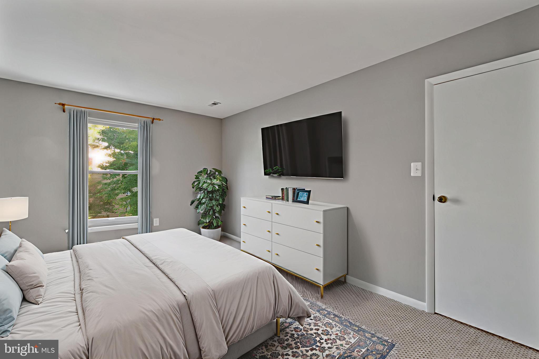 HOMELAND VILLAGE - Residential