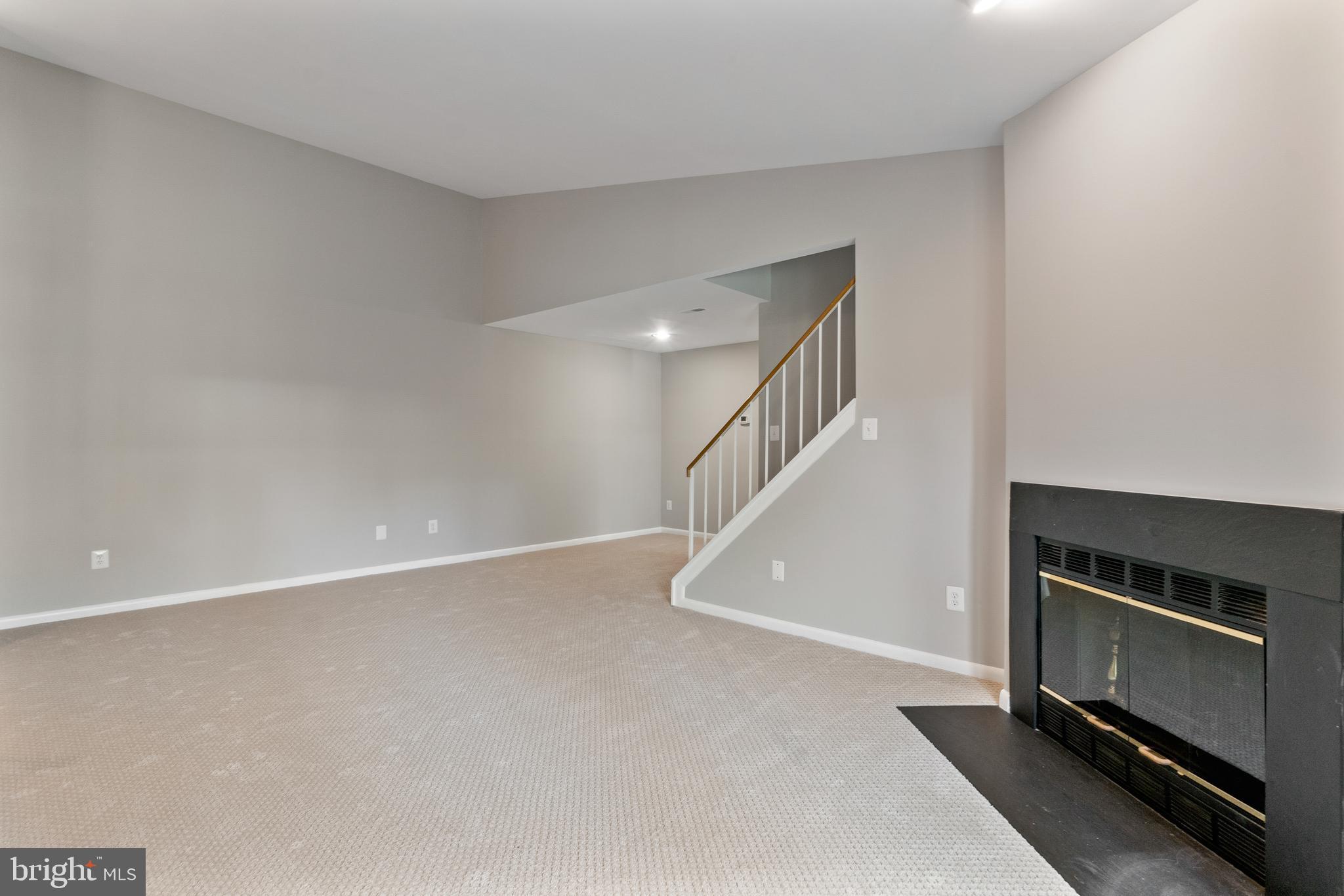 HOMELAND VILLAGE - Residential