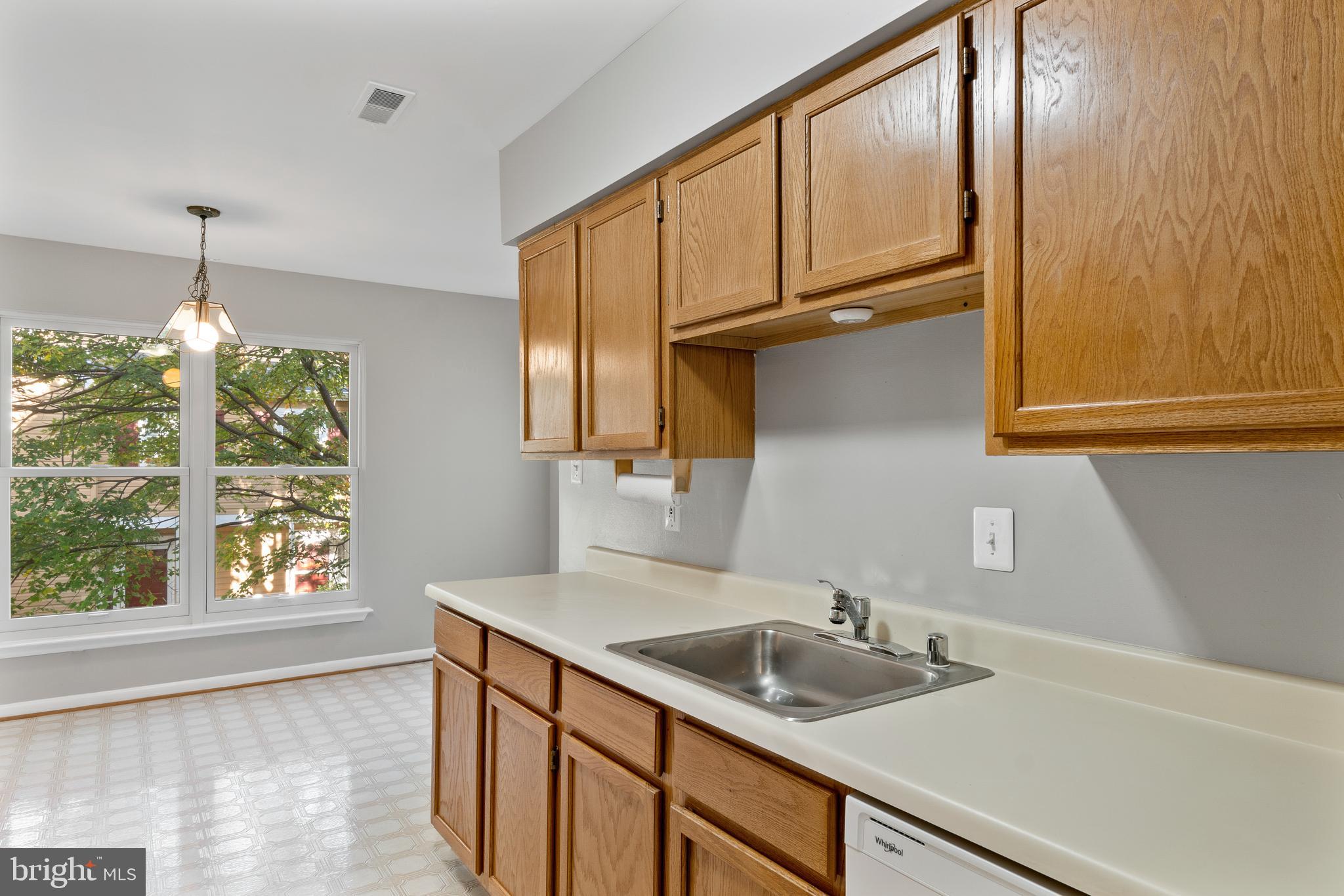 HOMELAND VILLAGE - Residential