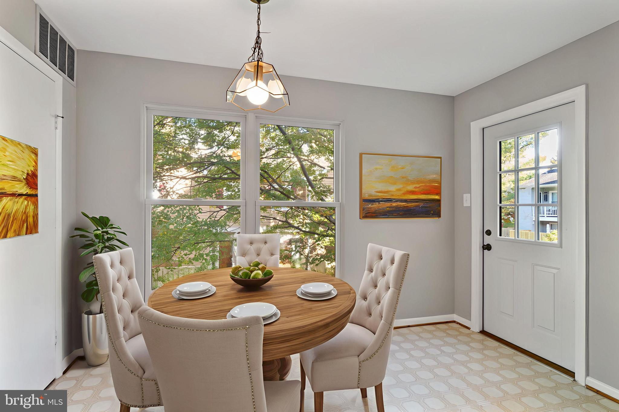 HOMELAND VILLAGE - Residential