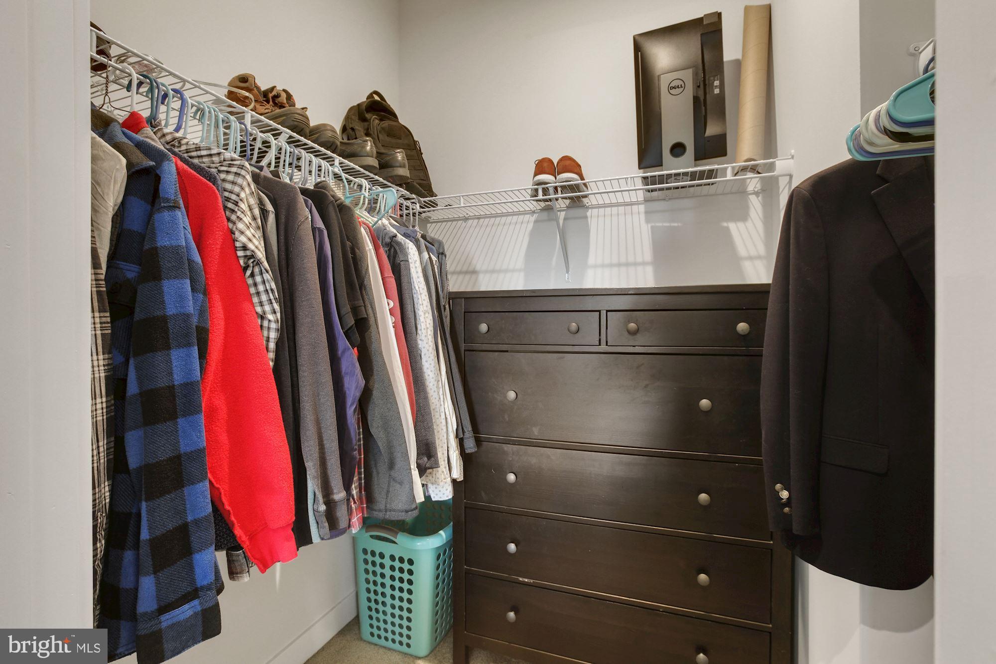 OAKDALE VILLAGE - Residential