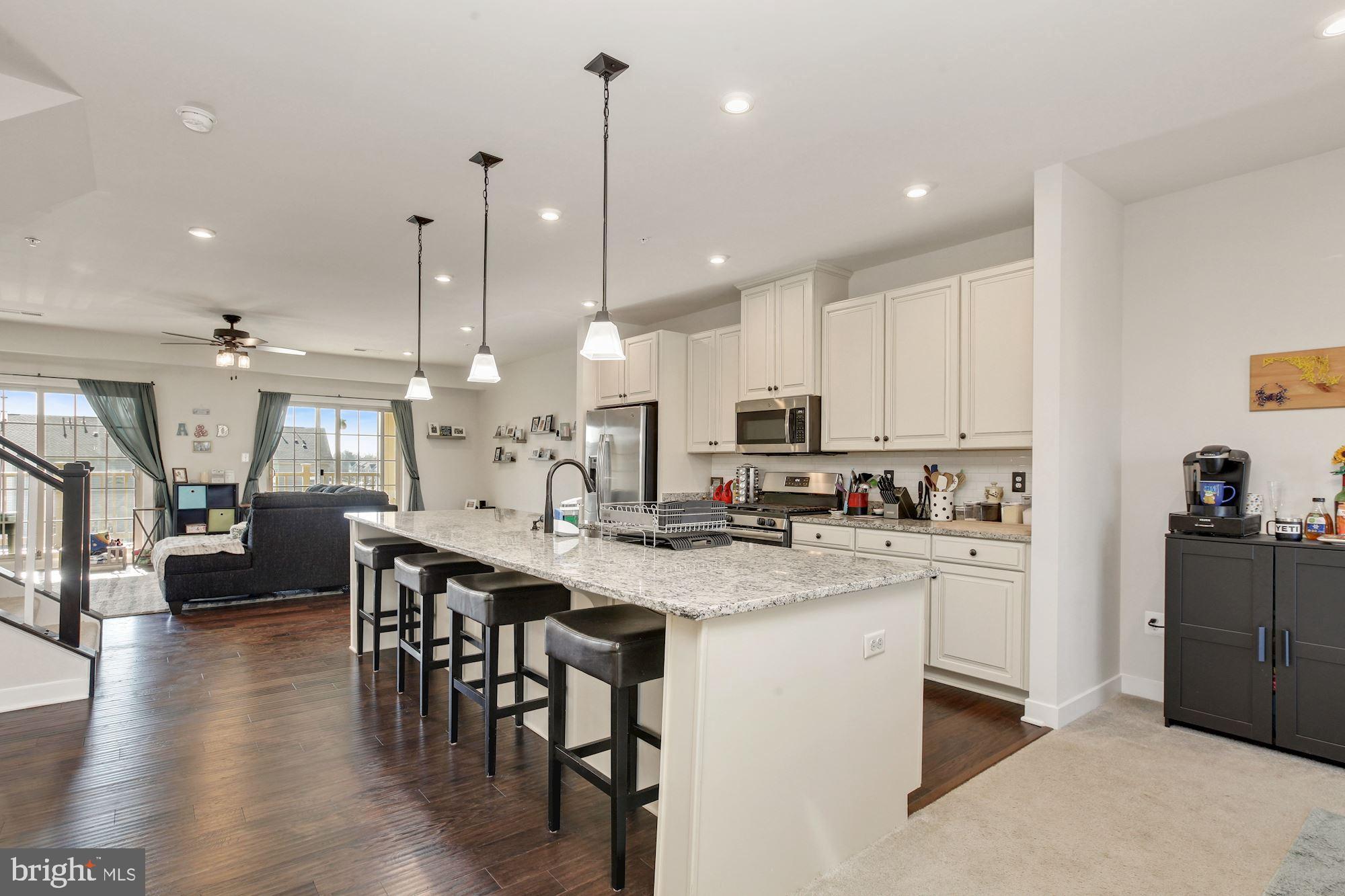 OAKDALE VILLAGE - Residential