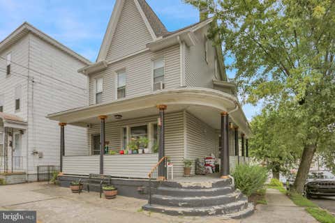 Homes For Sale - 201 W Abbott Street<br/> LANSFORD, PA 18232
