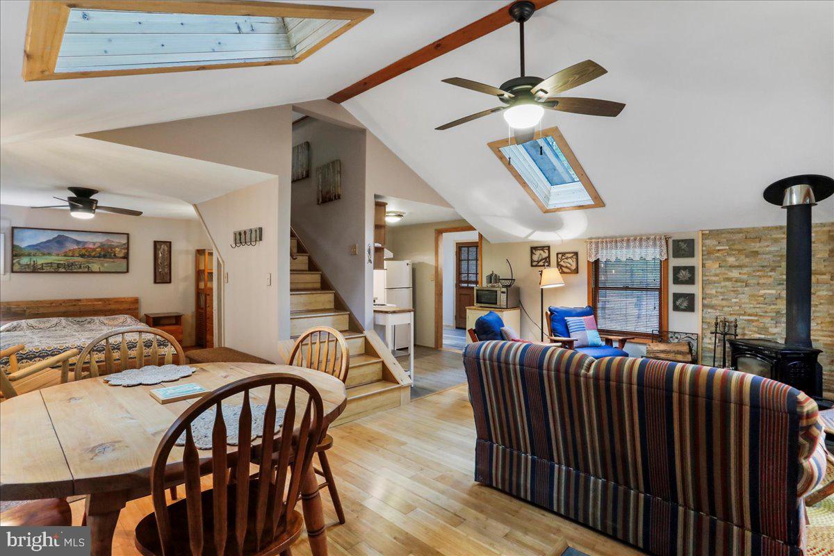 SLEEPY CREEK ORCHARD - Residential