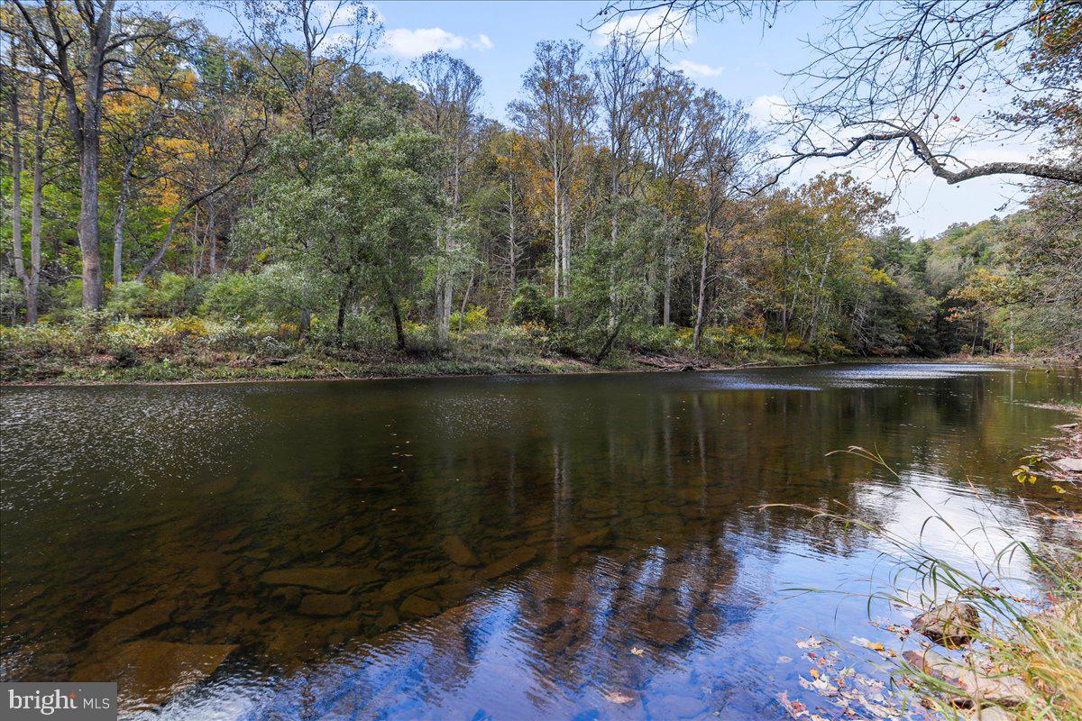 SLEEPY CREEK ORCHARD - Residential