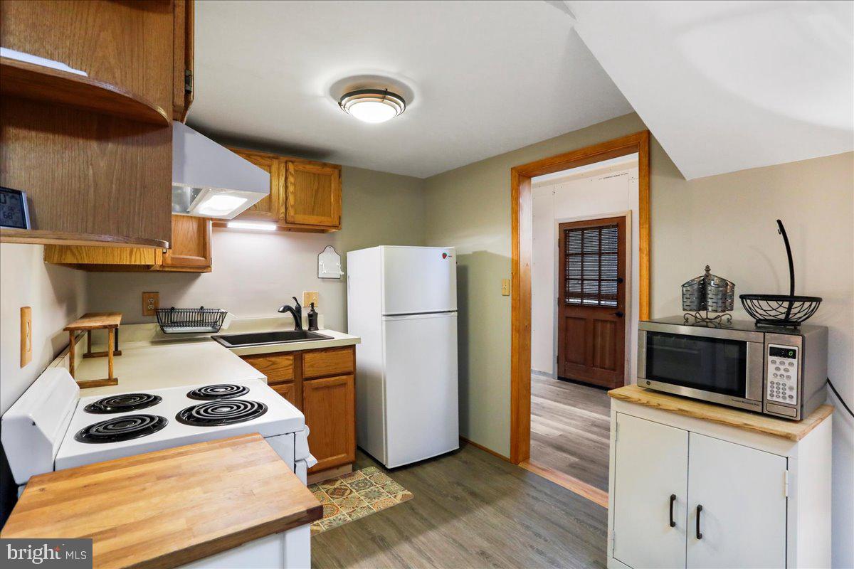 SLEEPY CREEK ORCHARD - Residential