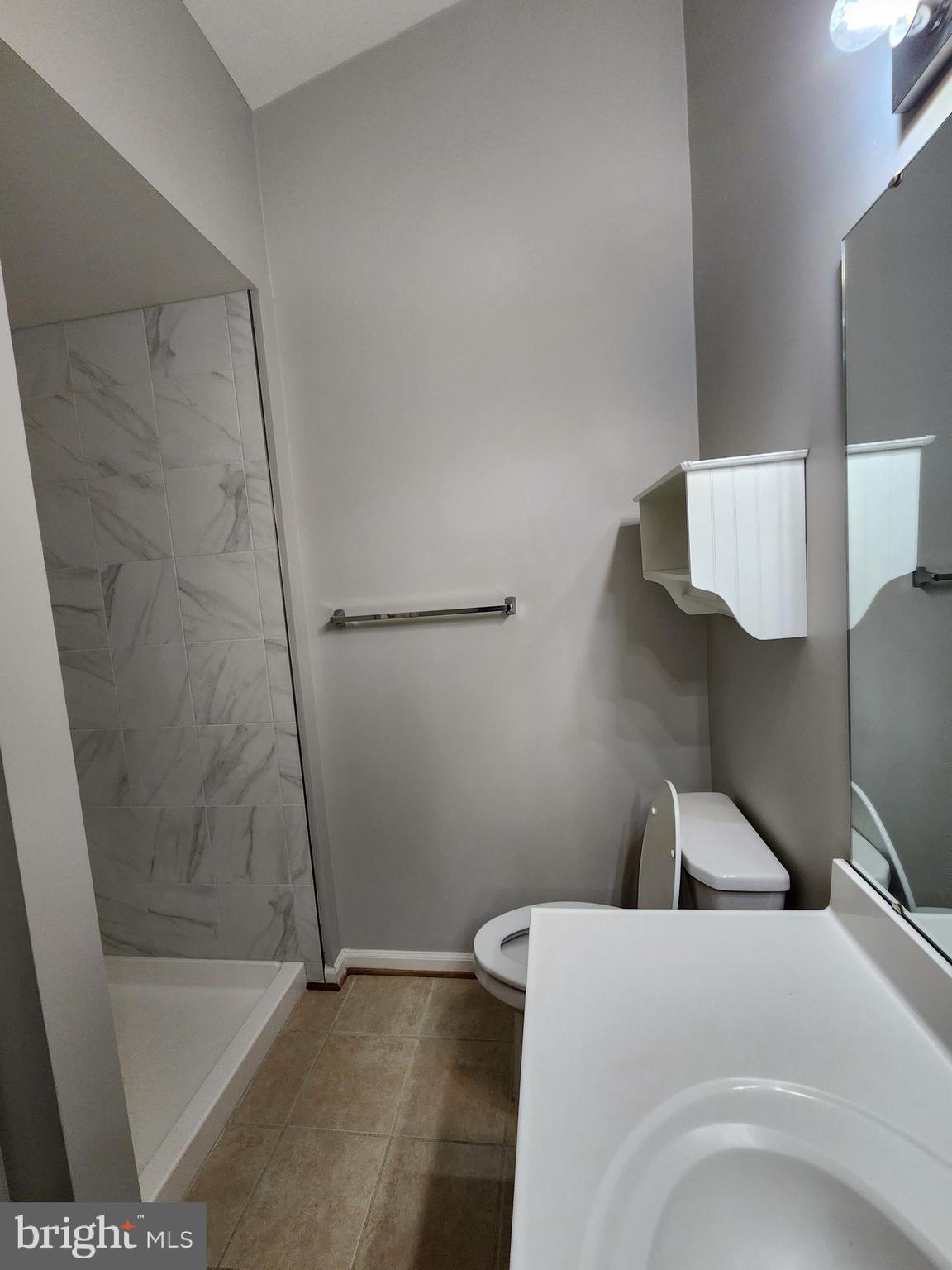 CENTRE RIDGE - Residential Lease