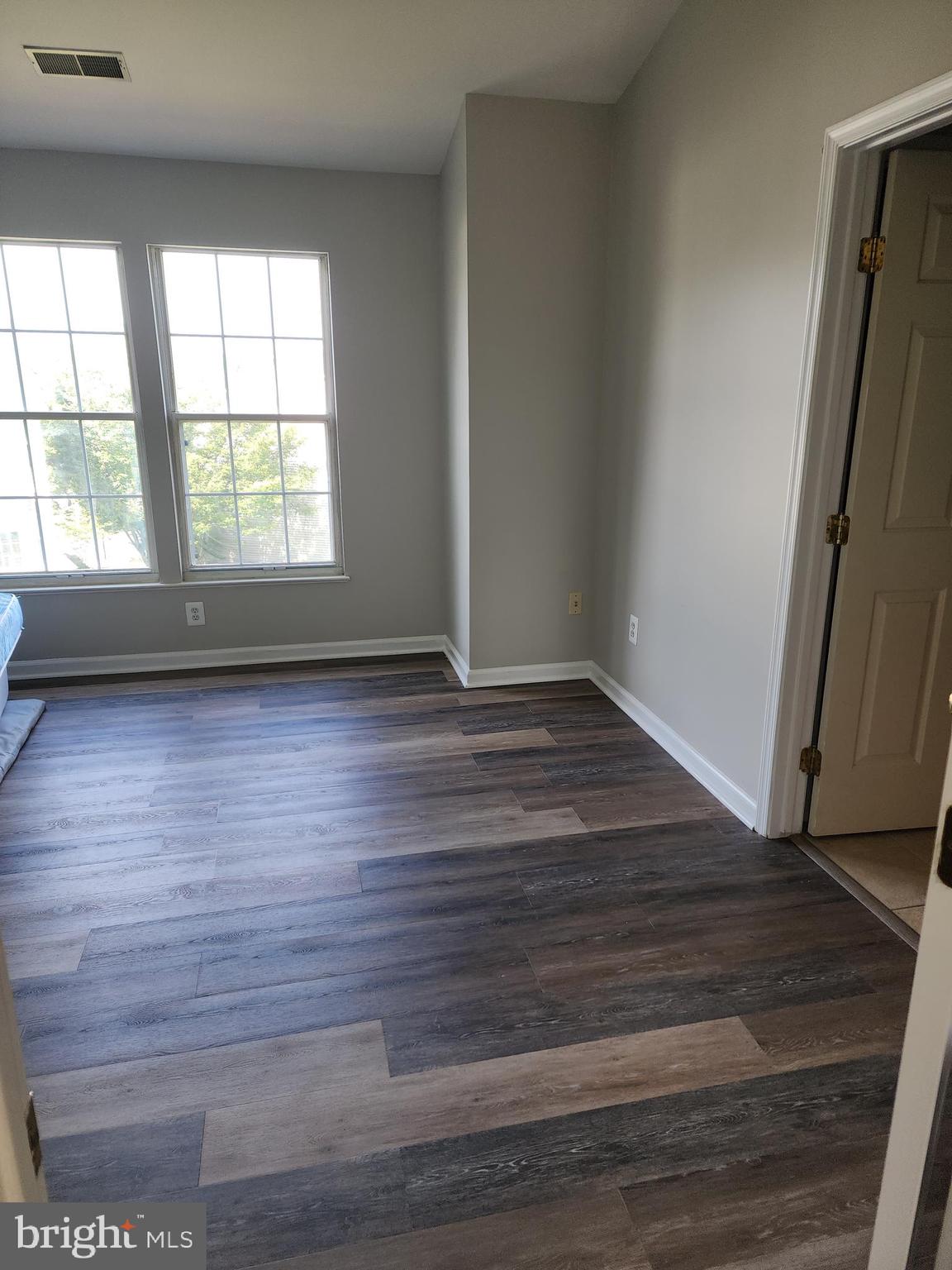 CENTRE RIDGE - Residential Lease