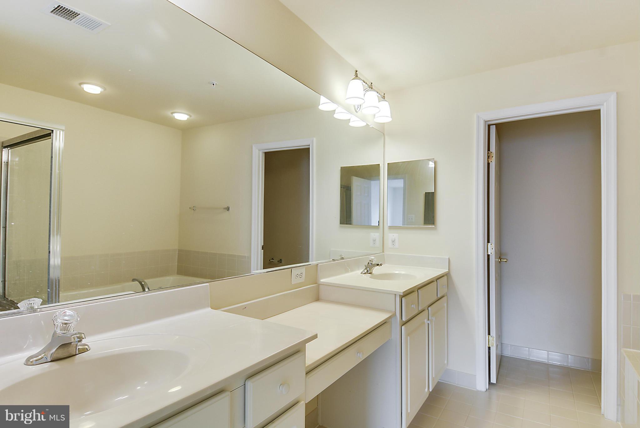 VILLAGES OF URBANA - Residential