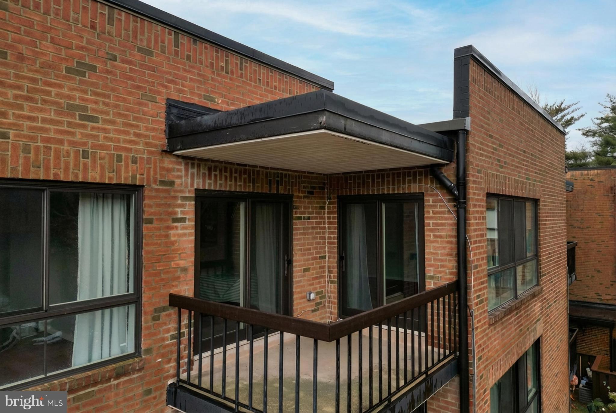 HILL HOUSE - Residential