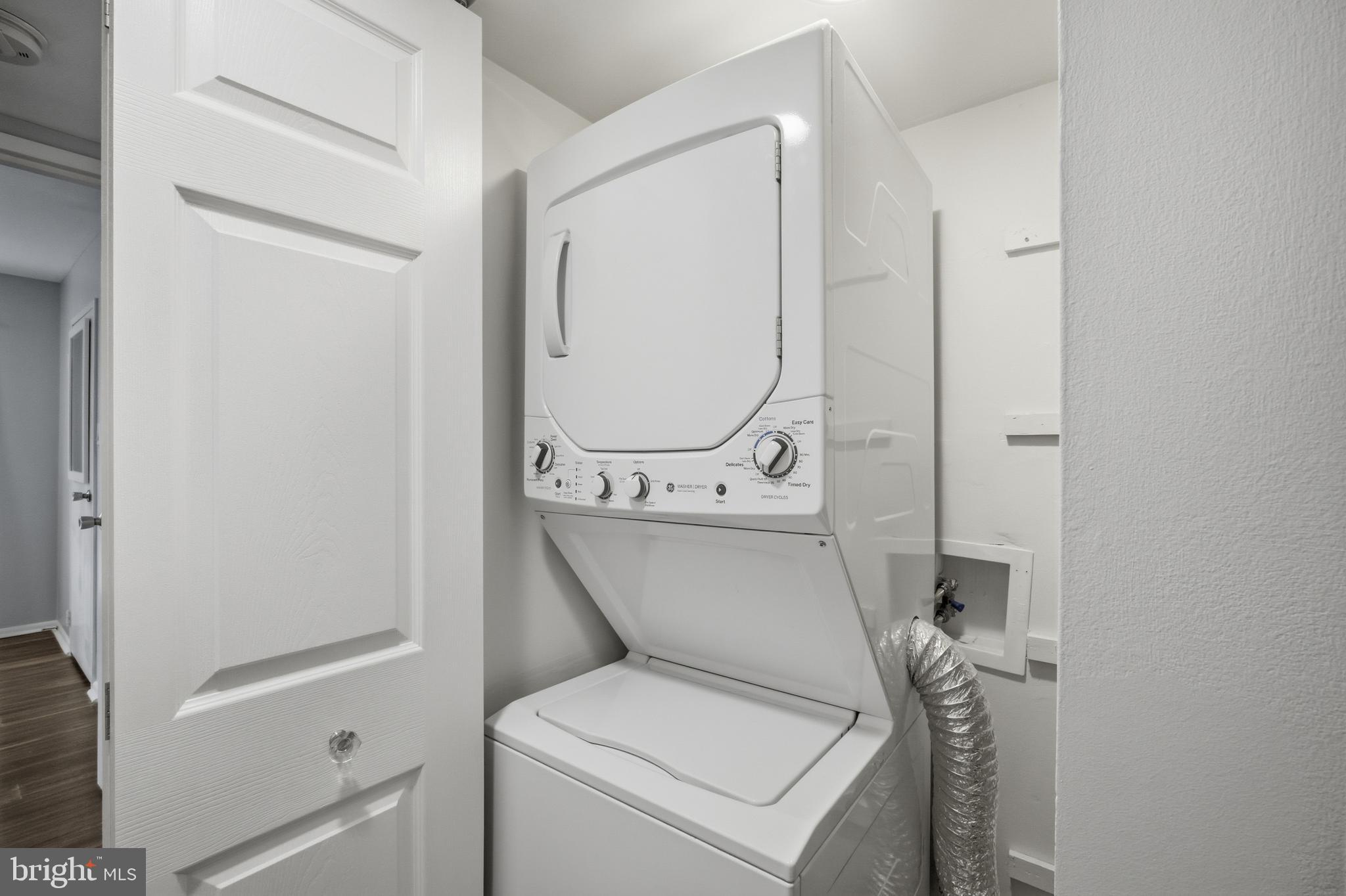 HILL HOUSE - Residential