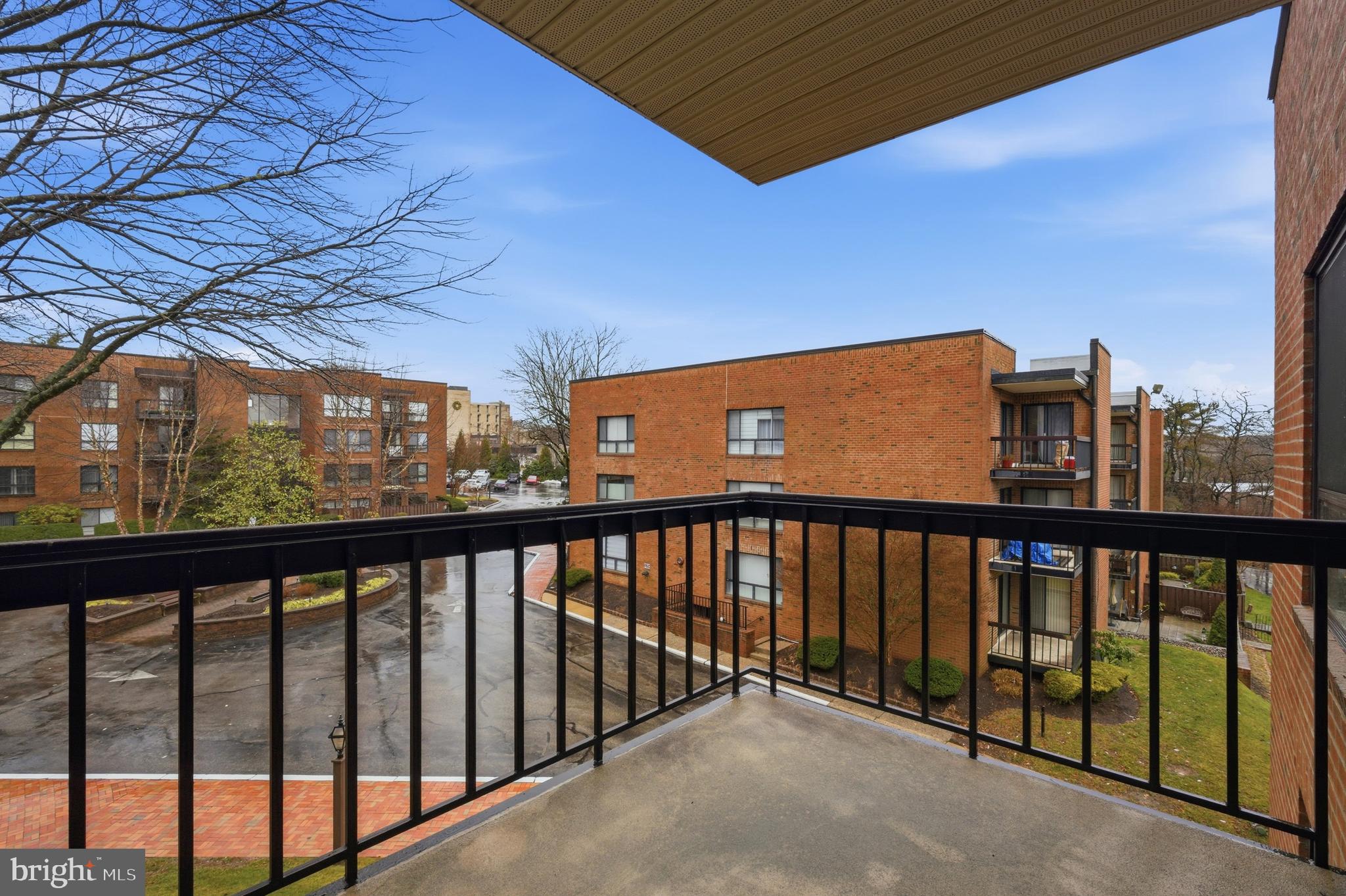 HILL HOUSE - Residential