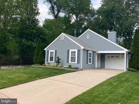 Homes For Sale - 190 Dorchester Drive<br/> SOUTHAMPTON, NJ 08088
