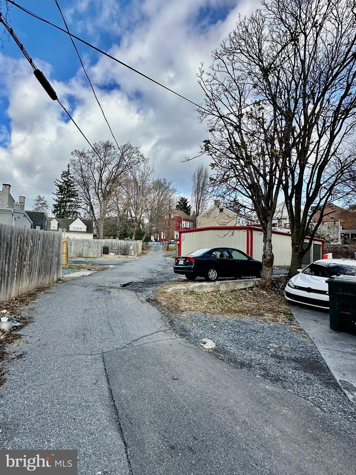 LANCASTER - Residential