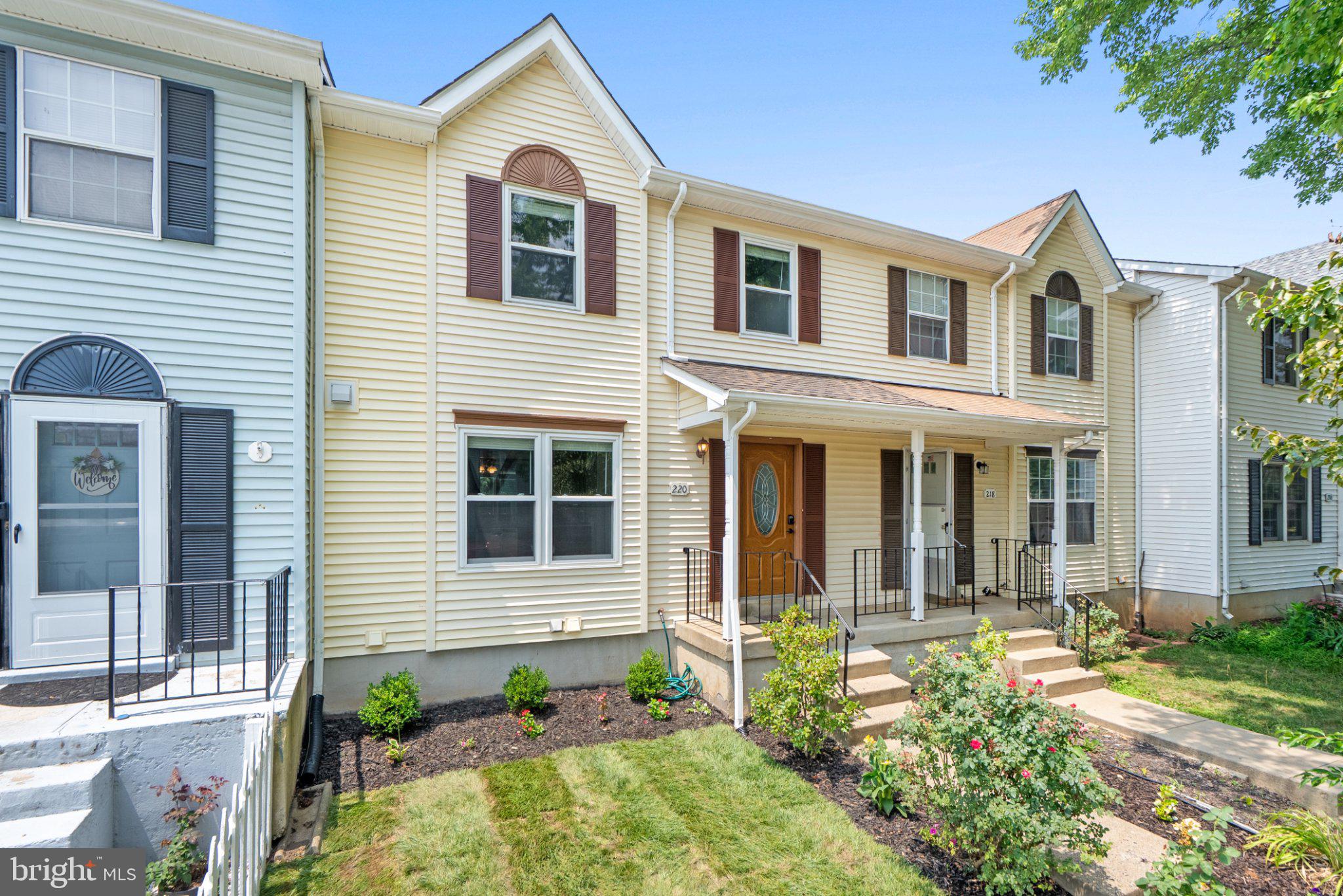 Photo 1 of 48 — 220 MEADOWS LANE NE, LEESBURG, VA 20176