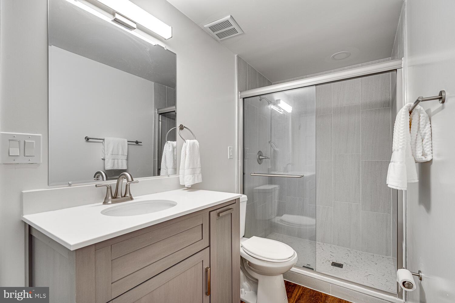 POTOMAC OUTSIDE - Residential