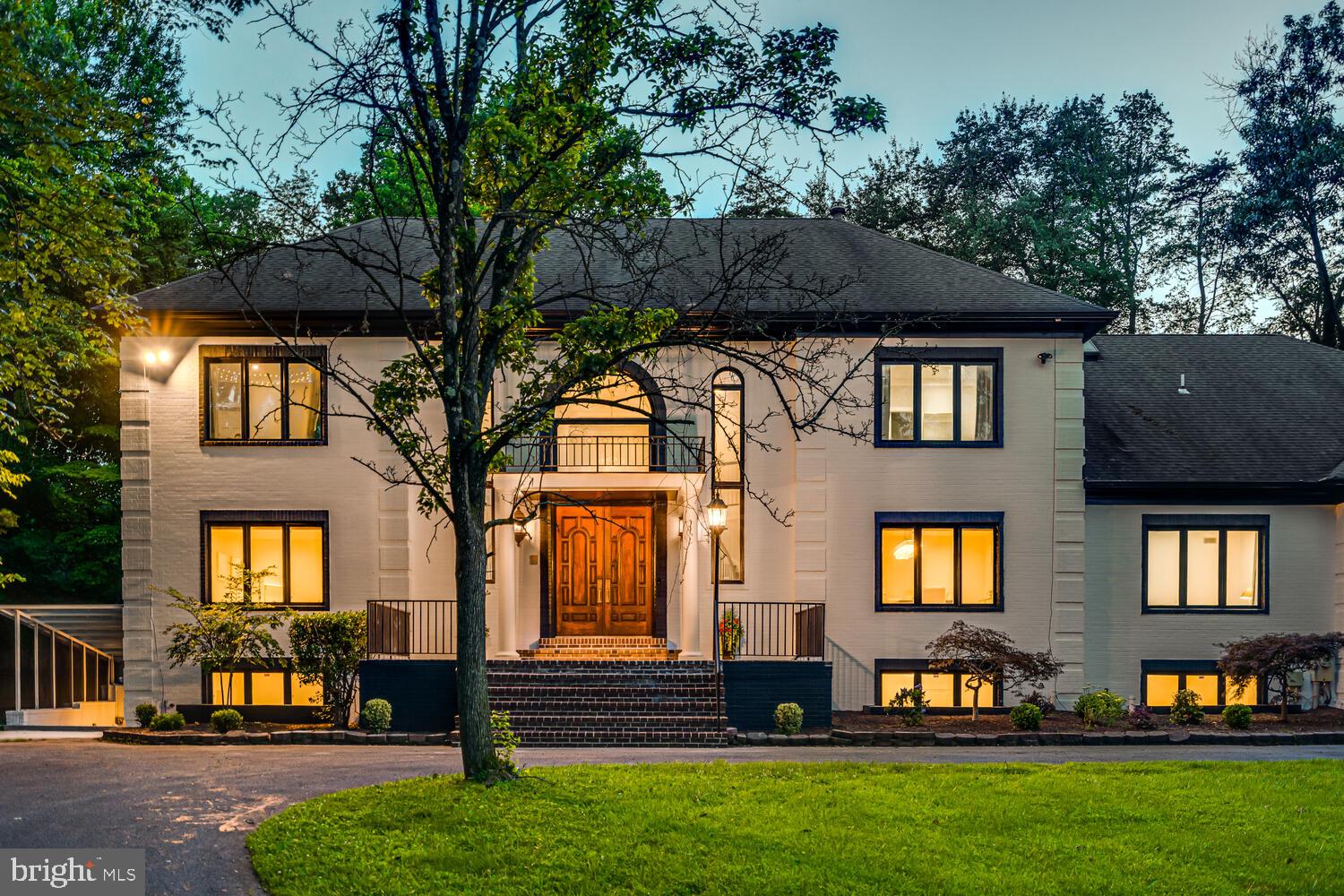 POTOMAC OUTSIDE - Residential