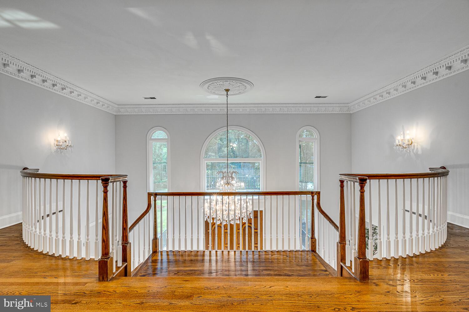 POTOMAC OUTSIDE - Residential