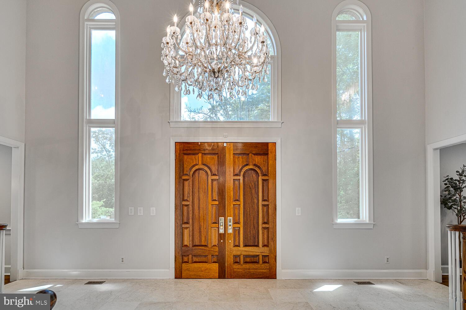 POTOMAC OUTSIDE - Residential